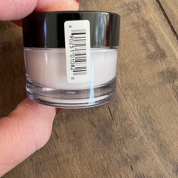 New Lime Basil and Mandarin Body Creme - Picture 3 of 4